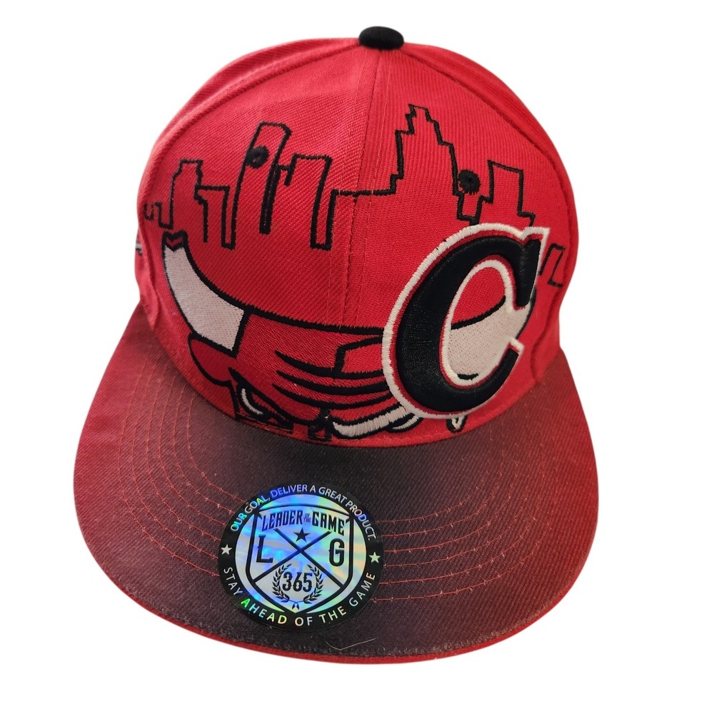 Leader‎ of the Game Chicago Snapback Hat Red Black Skyline Bulls Graphic Cap